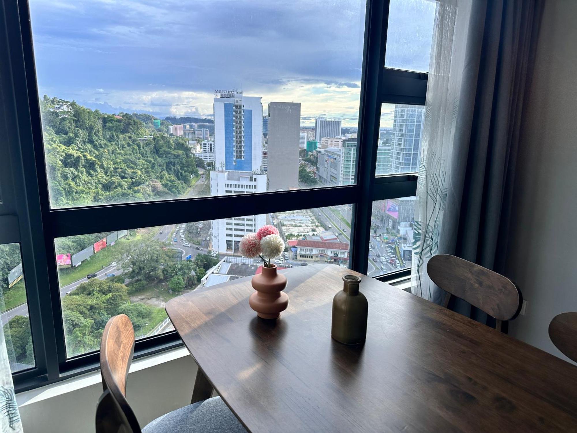 Jq1 Sea & Pool Or City View Wifi I Washing Machine For Some Units I Cuckoo Water Jesselton Quay By R2 Kota Kinabalu Exteriör bild